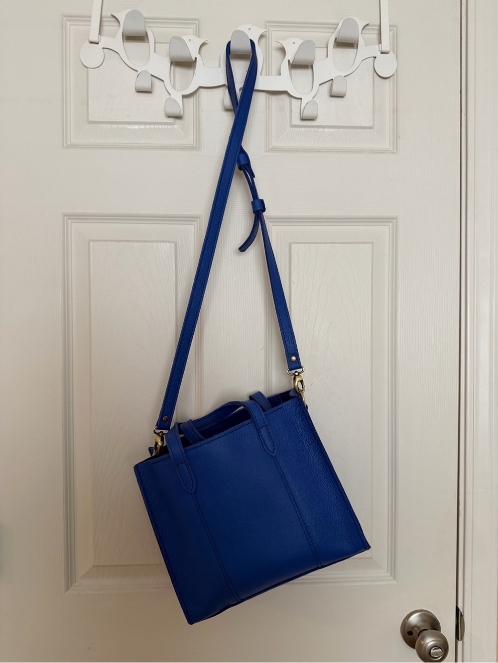 Portland Leather Lola Molino Blue Pebbled Crossbody - Picture 5 of 5
